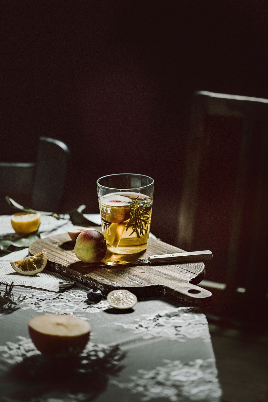 大人ニキビをアルコールで減らす効果は本当にあるの？