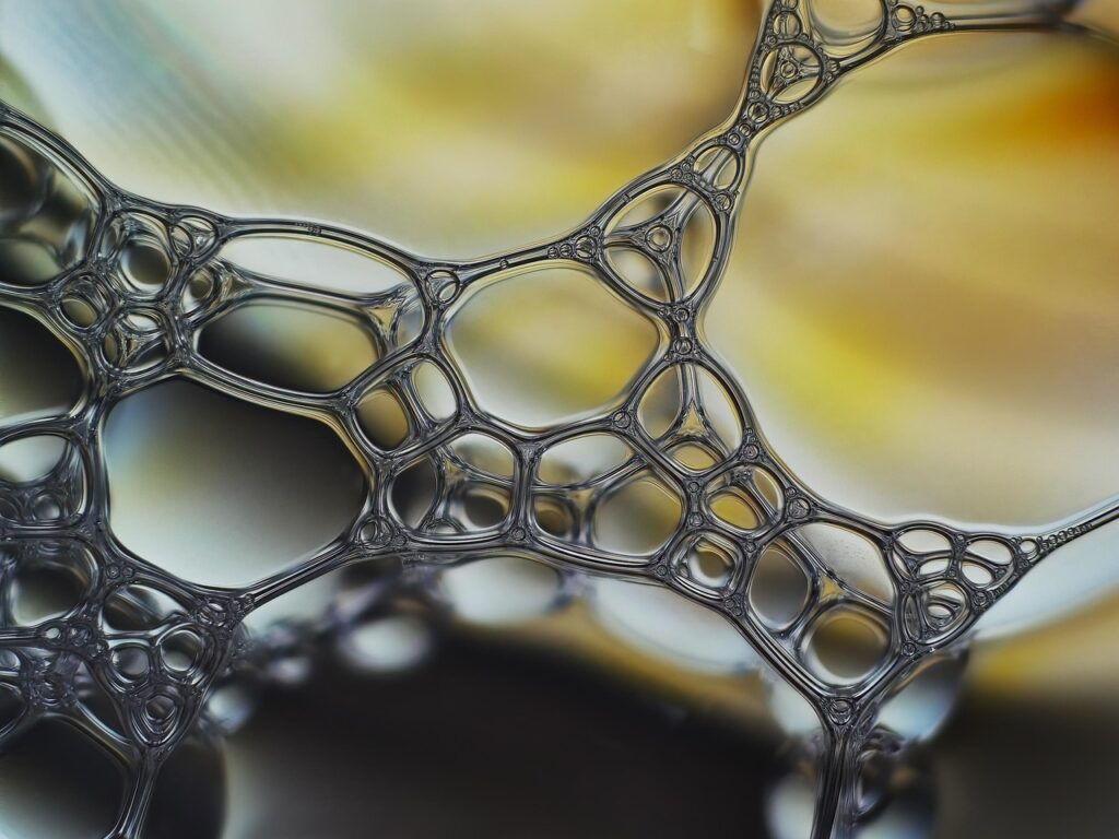 大人ニキビを防ぐために石油系界面活性剤を避ける方法は？