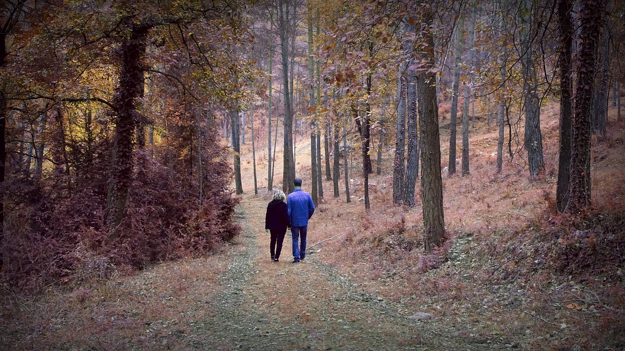大人ニキビの赤み沈着が治らない理由と対策は？